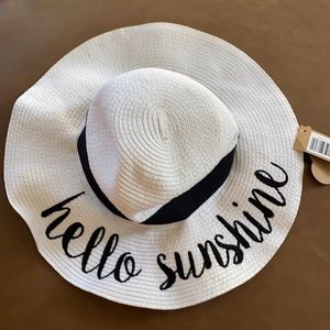 “Hello Sunshine” hat with tags